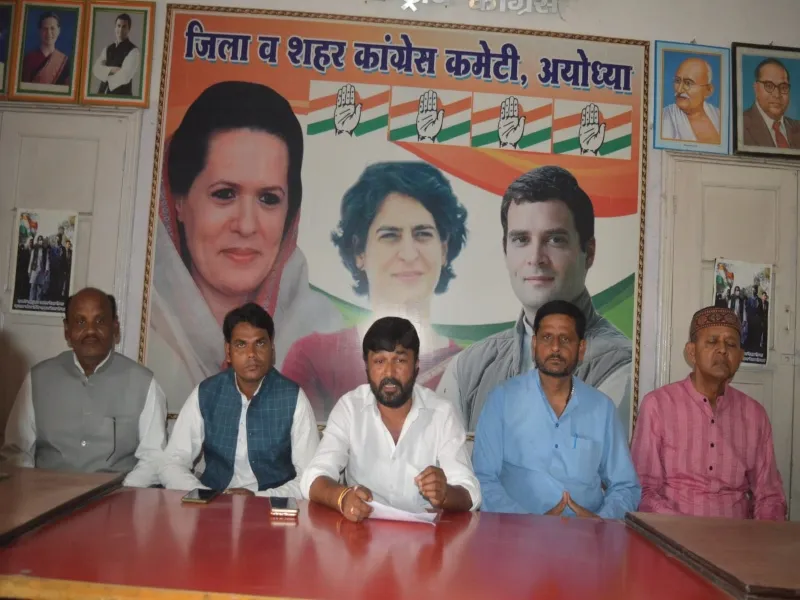 अखिलेश यादव ने कहा- पूंजीपतियों की हितैषी है भाजपा सरकार, दलितों की जमीन हड़पने की साजिश बर्दाश्त नहीं